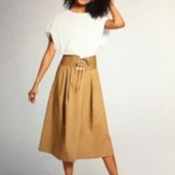 NWT Who What Wear white/otter dress w/corset belt - Picture 2 of 4